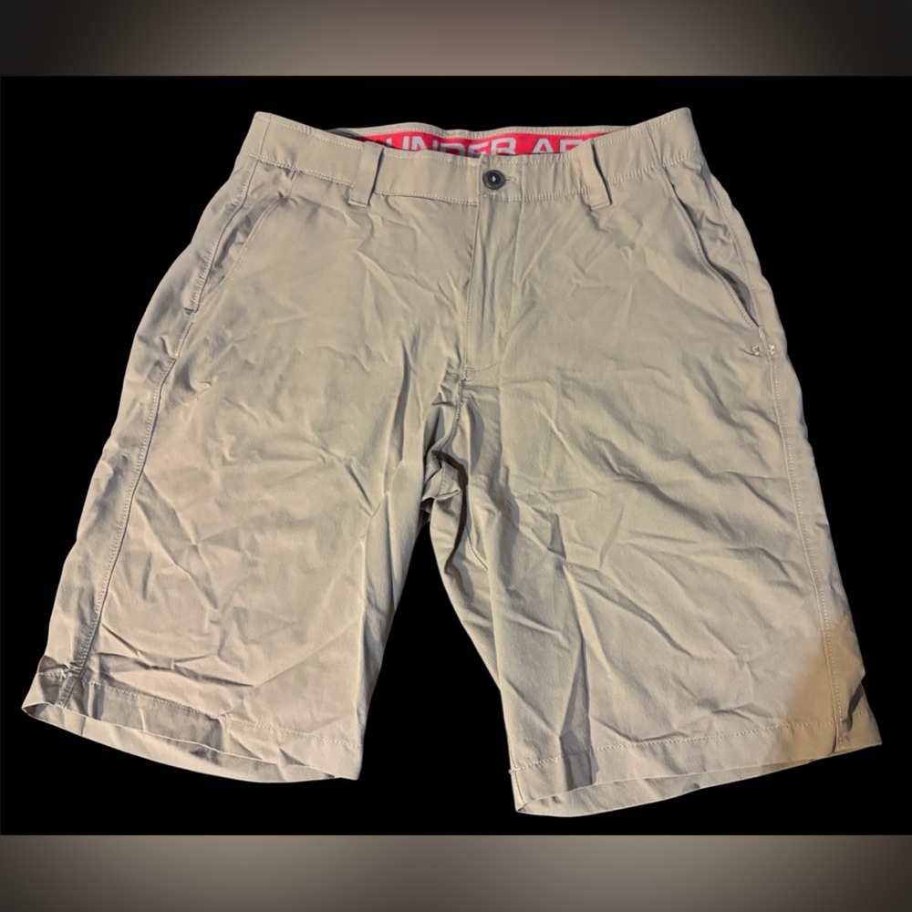 Under Armour Men's Beige Flat Front Shorts